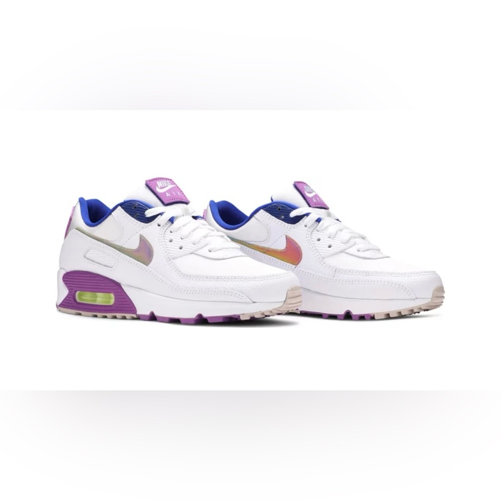 New Nike Women’s Air Max 90 SE Easter Edition